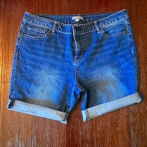 New York & Company jeans shorts